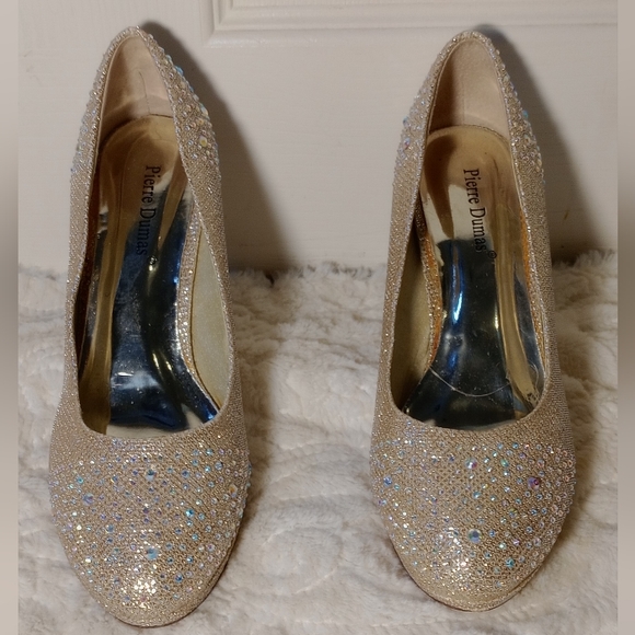 PIERRE DUMAS TANGO GOLD PUMPS, SIZE 8 - Picture 2 of 8
